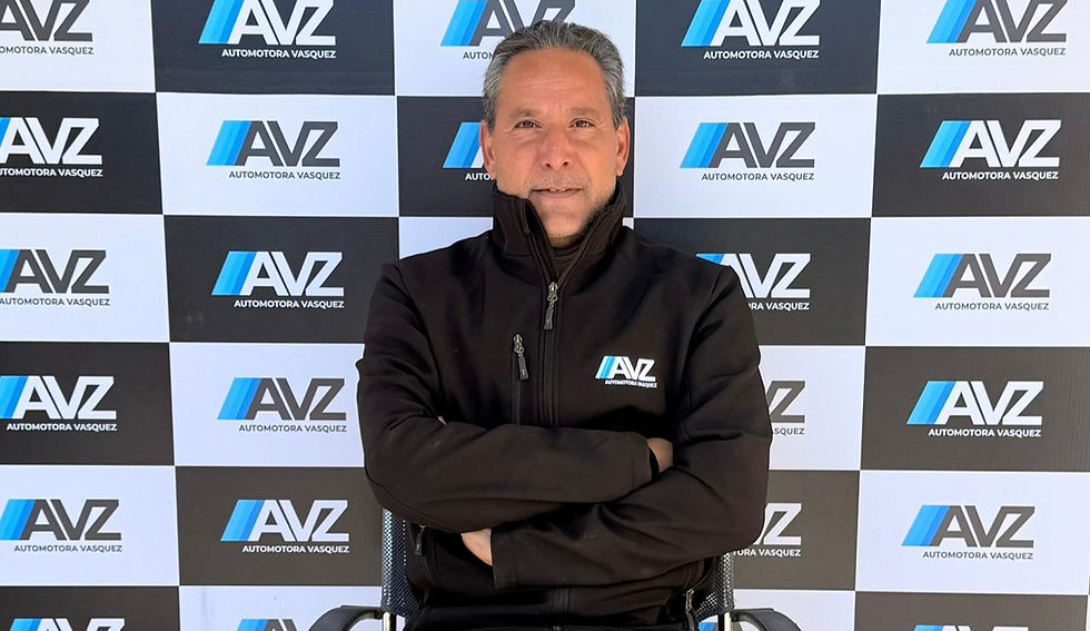 Felipe Naranjo_ asesor comercial_edited.jpg