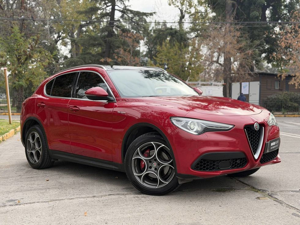 Alfa Romeo Stelvio 2.0 Super 280 Cv 4X4 At 5P