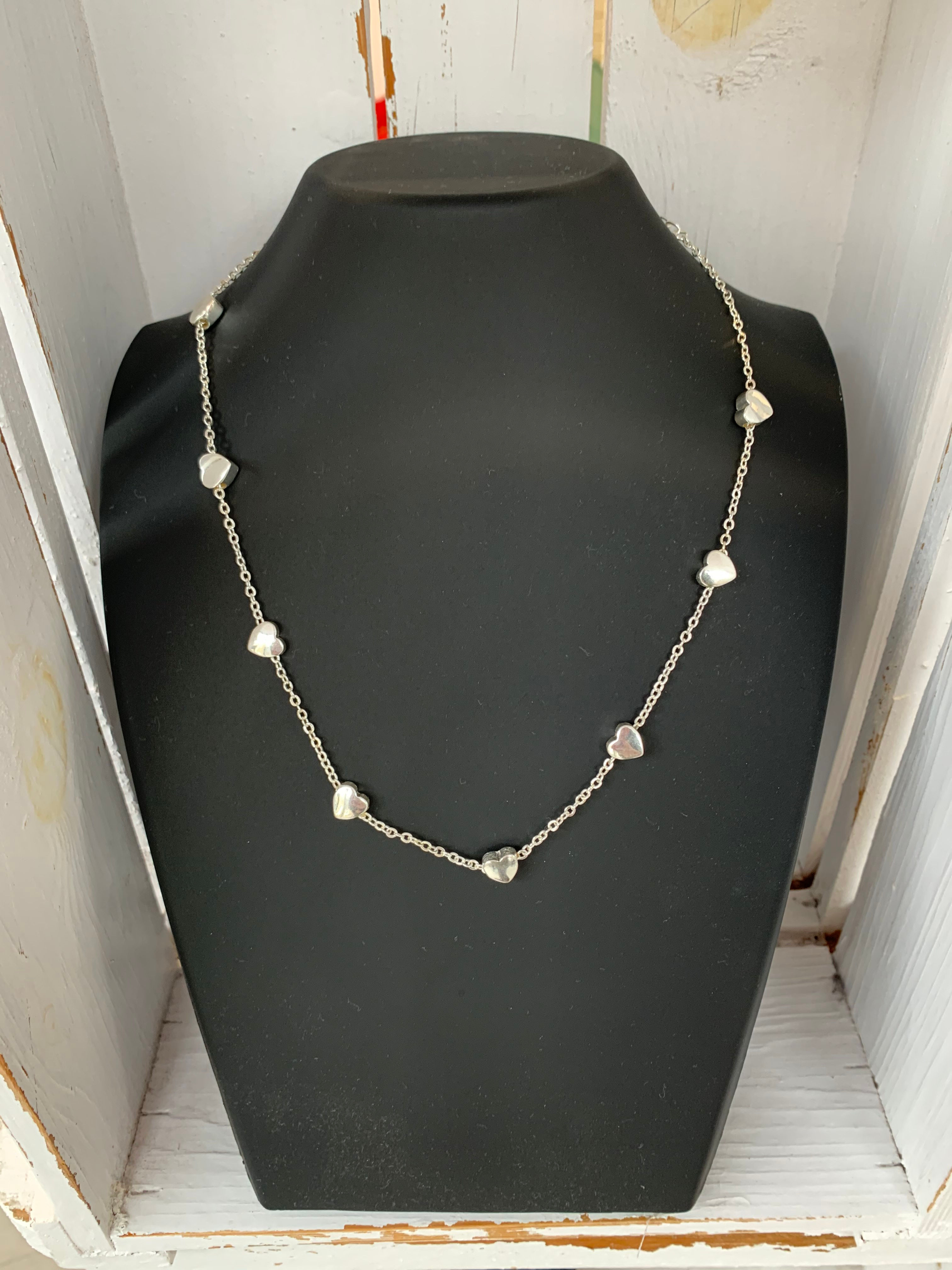 Silver sweetheart necklace