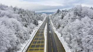 Bolu Dağı’nda karla kaplı kış manzarası