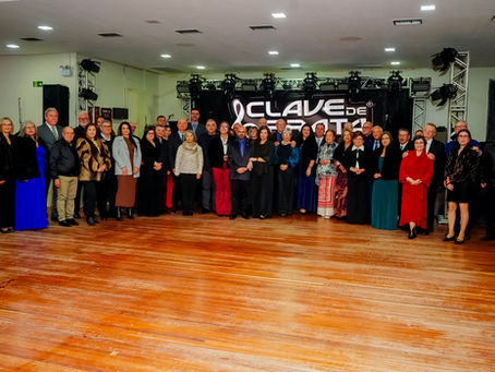 Jantar Baile de Posse apresenta novos representantes geraldinos