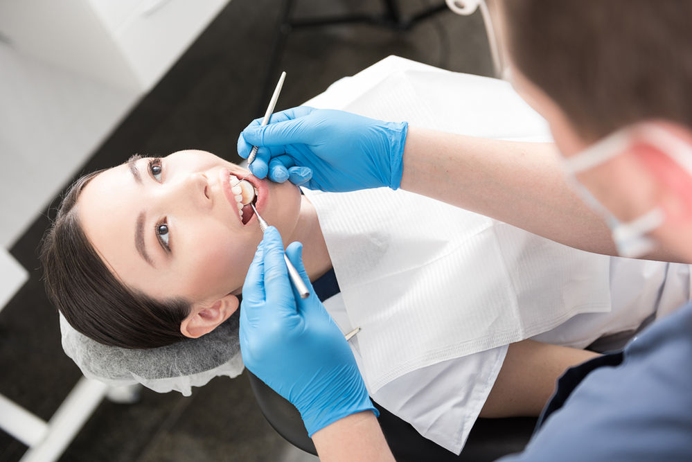 How are Esthetic Crowns and Veneers Different? Your Pflugerville, TX