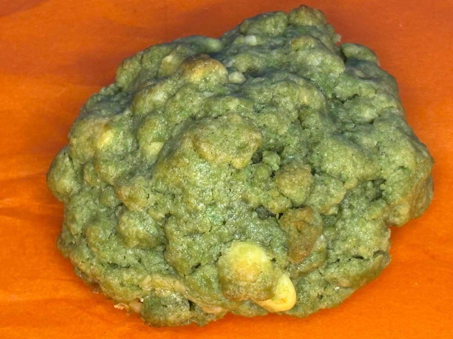 Matcha Spell giant cookie made with green tea matcha and chocolate pieces 