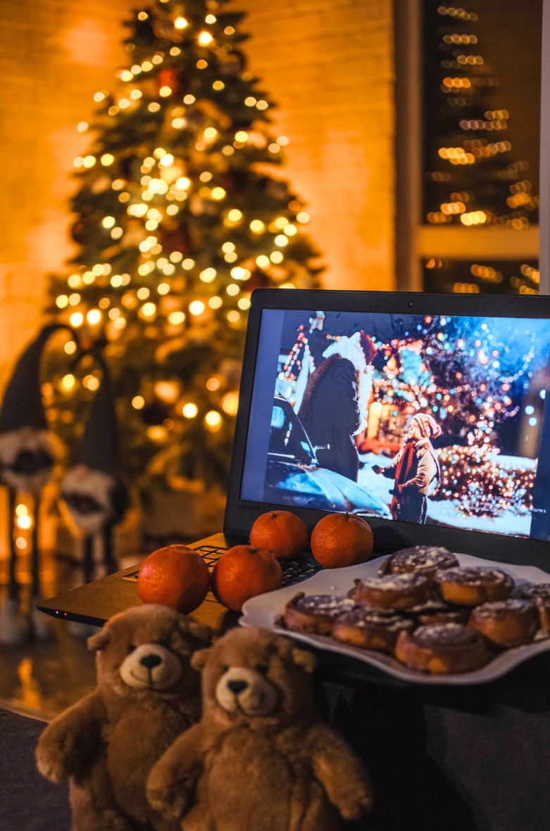 Coping with Christmas – skip, attend or adjust: A bendy autistic perspective from a teenage member