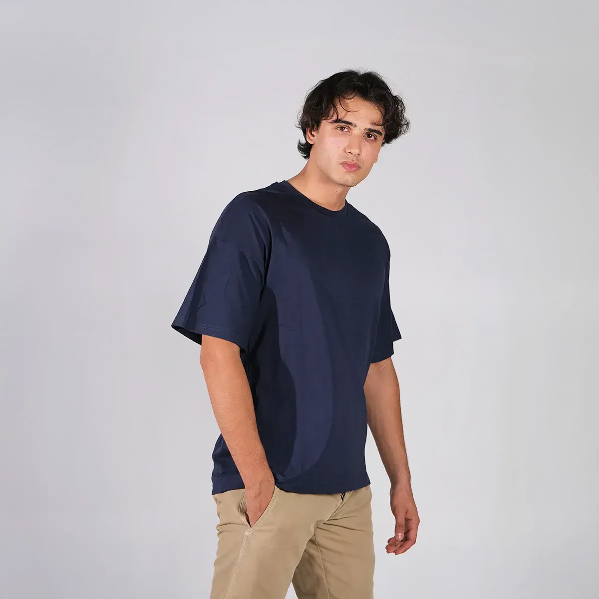 Lacivert oversize tişört ön yüz görünümü – Bafaco Tekstil toptan butik ve firmalara özel