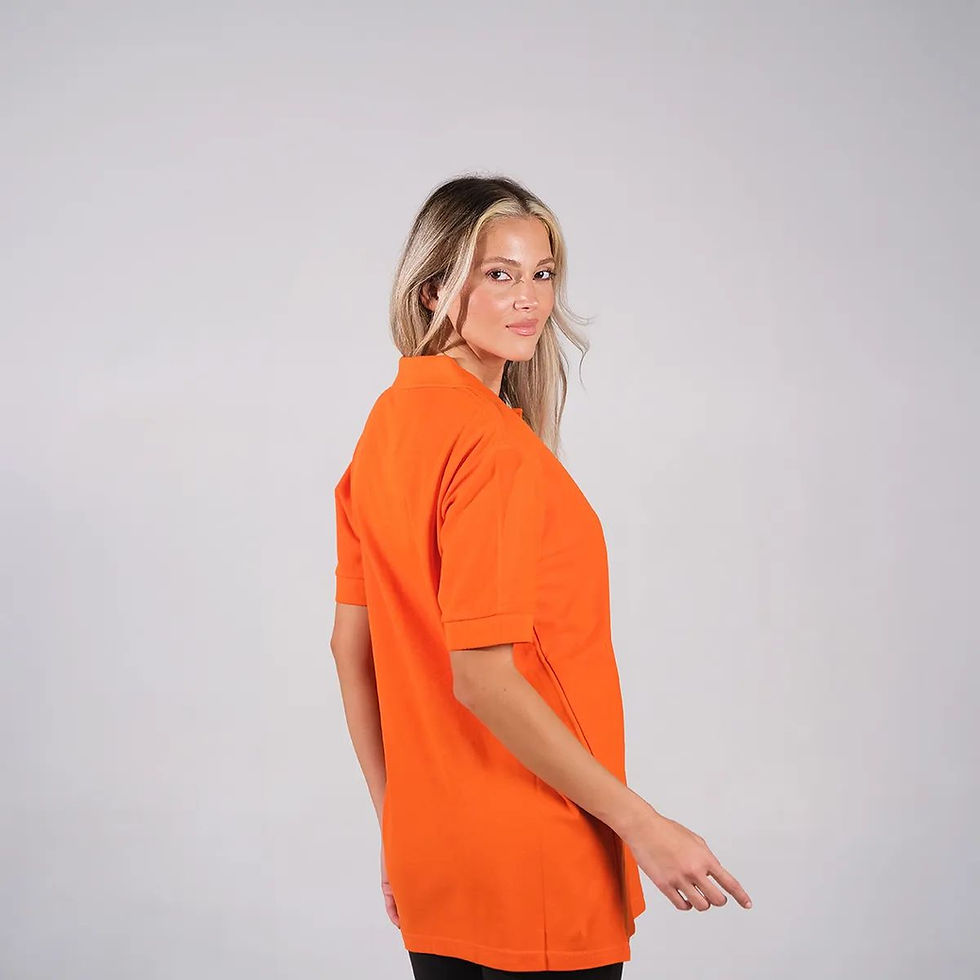 Küçük resim: Turuncu oversize tişört yandan görünüm – geniş kalıp toptan tişört