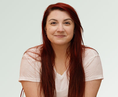 Caitlin Ghosio_edited_edited_edited.jpg