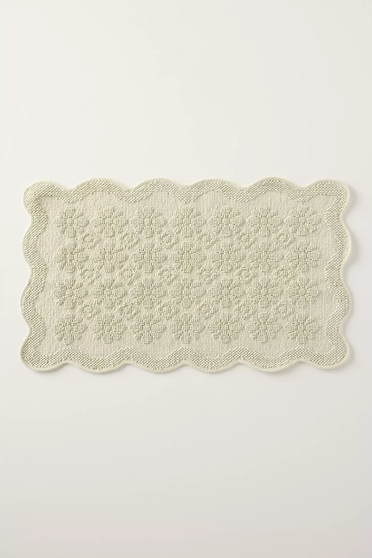 Benni Hand-Woven Floral Wavy Border Bathmat