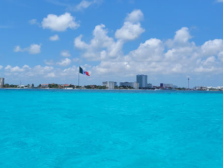 How is the Weather in Cancun: Sunshine, Rain, and Hurricane