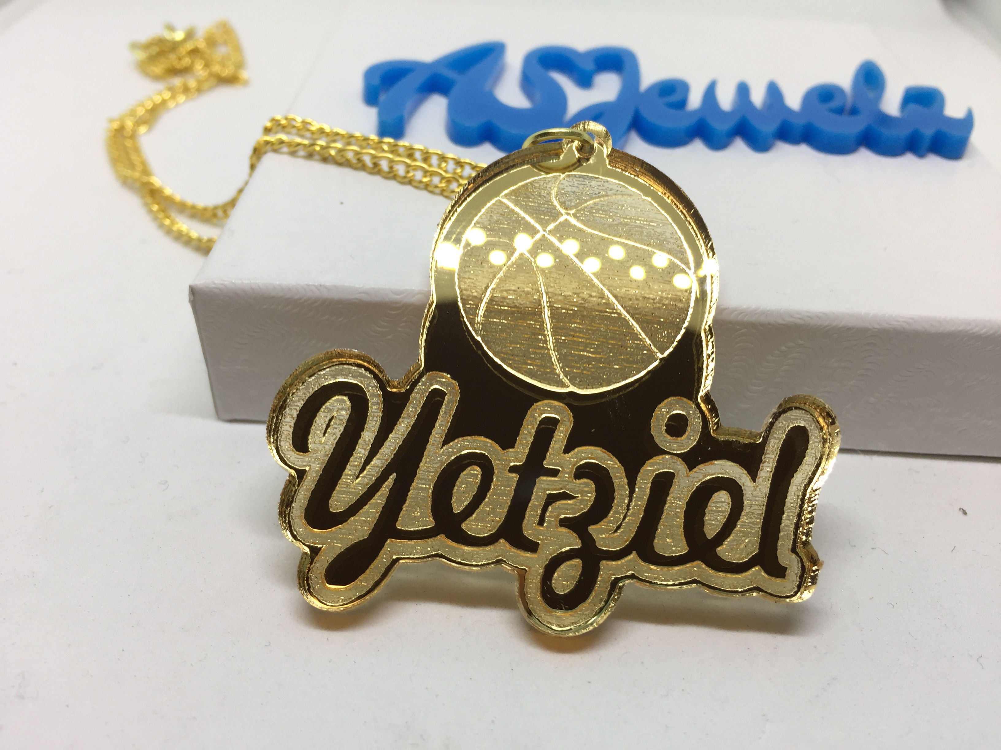 2" Single Name w Basketball