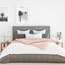 Lit gris avec couette
