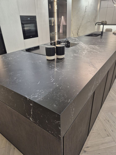 EstrellaSA Sintered Stone Kitchen Island