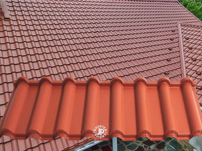 Among the many options available, Monteciano roofing tiles stand out for their durability, style, and performance.