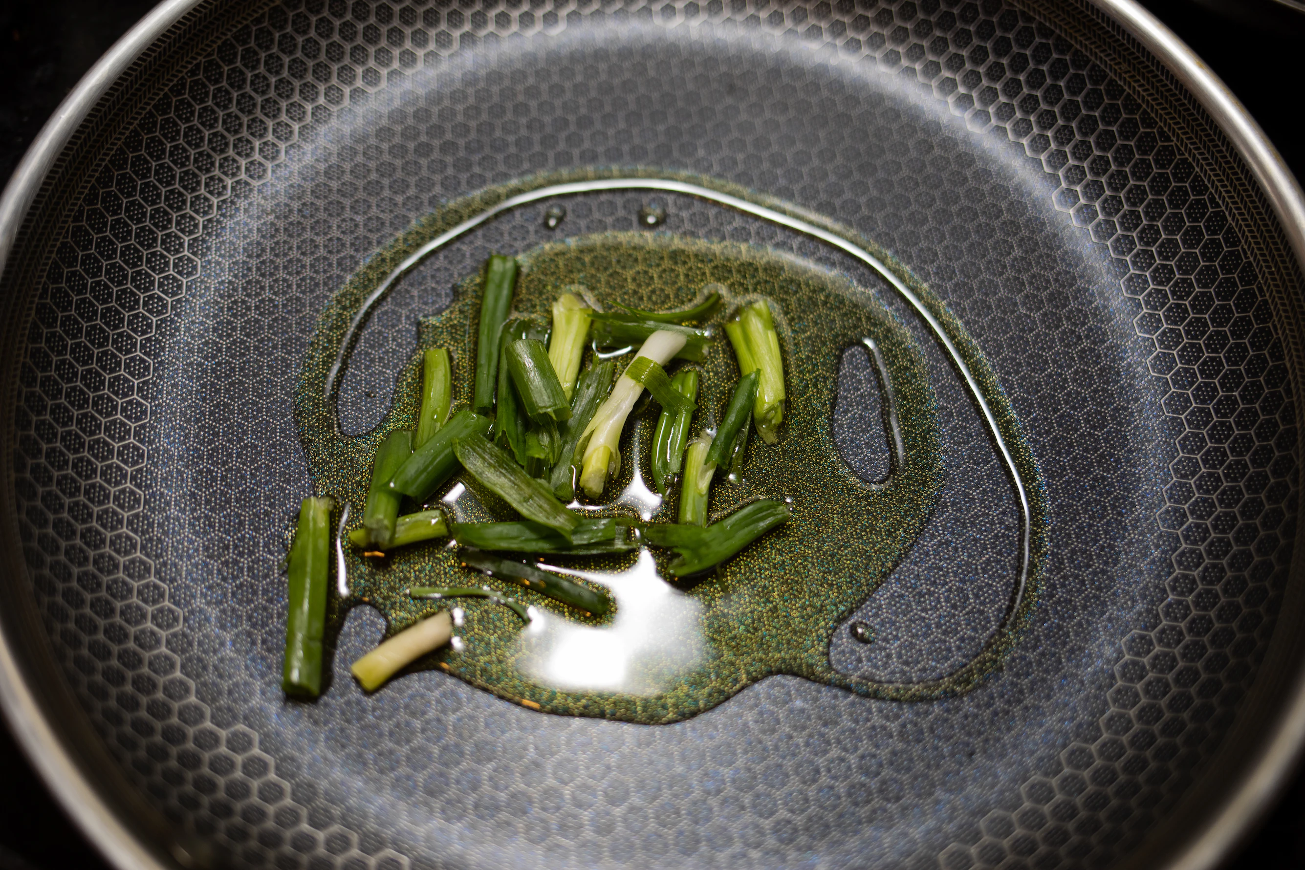 photo-1612156508186-1a894033c4bc.webp