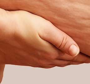 Bella donna con pelle chiara e anti-invecchiamento