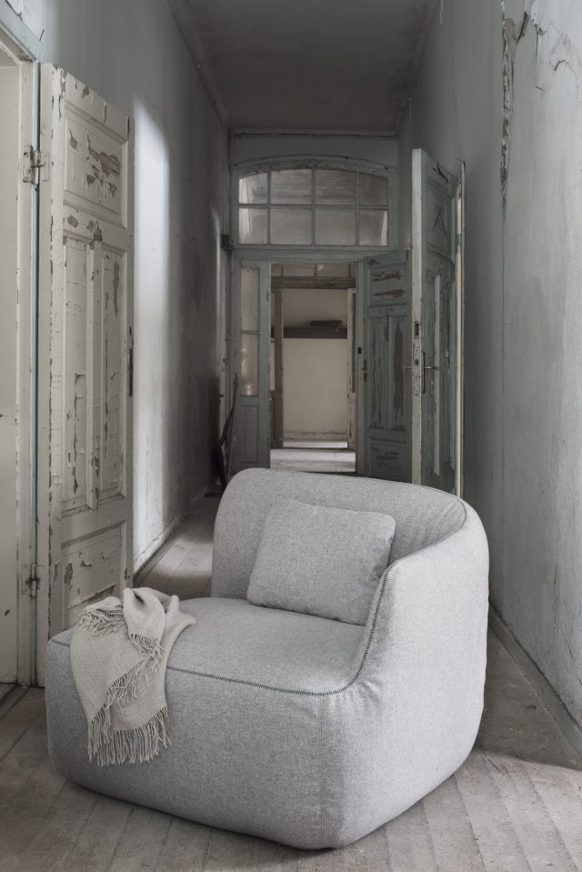 Beautiful Space Nice Sofa