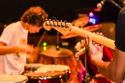 ESCOLA DE MÚSICA EM PLANALTINA-DF ACADEMIA MELODIA