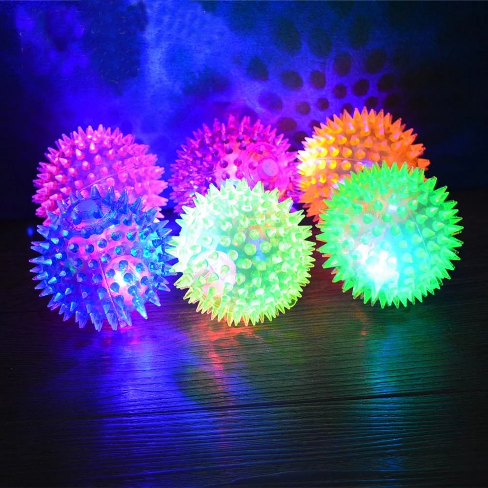 Dog Squeaky Spiky Chew Ball for Puppies & Dogs, 7.5 cm