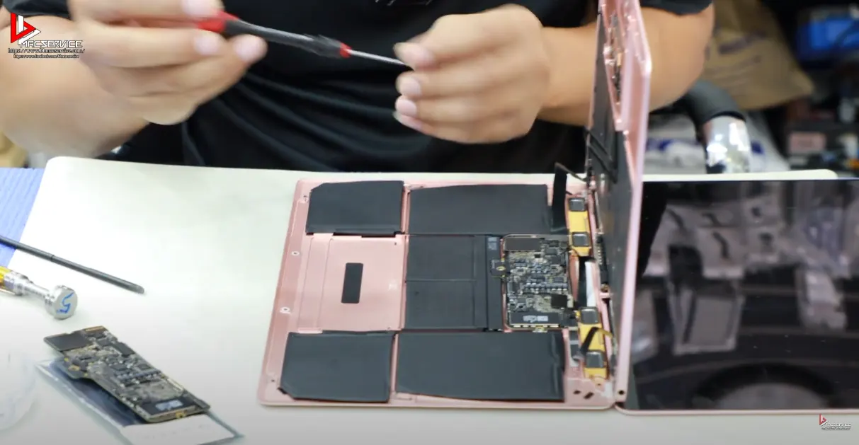 Macbook 12 นิ้ว A1534 เมนบอร์ดช็อต