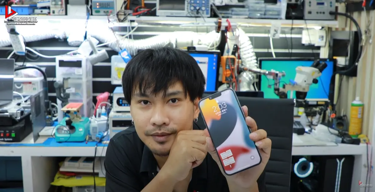 เปลี่ยนฝาหลัง iPhone 13 Pro Max