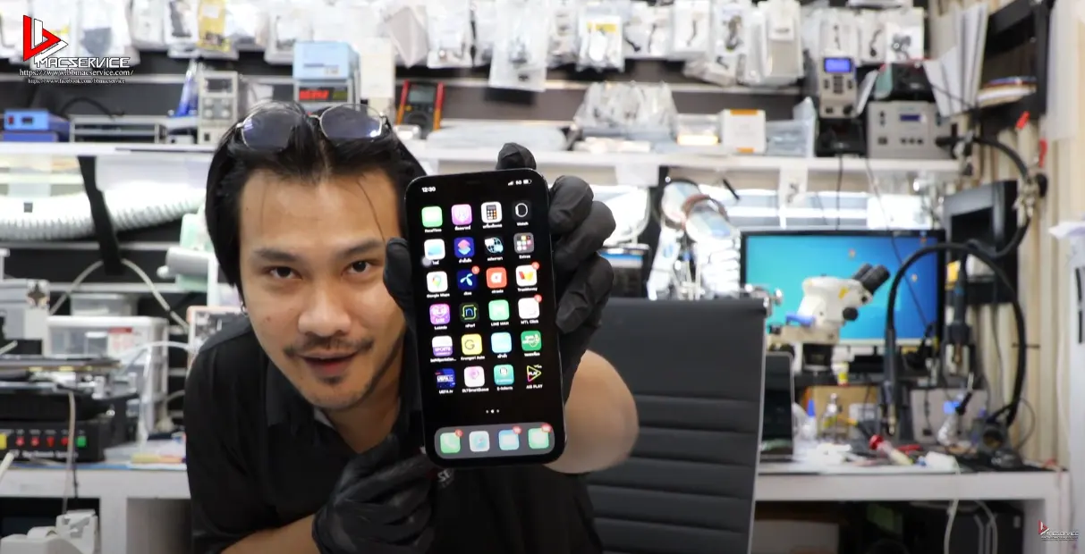 iPhone 12 Pro Max จอแตก จอเสีย