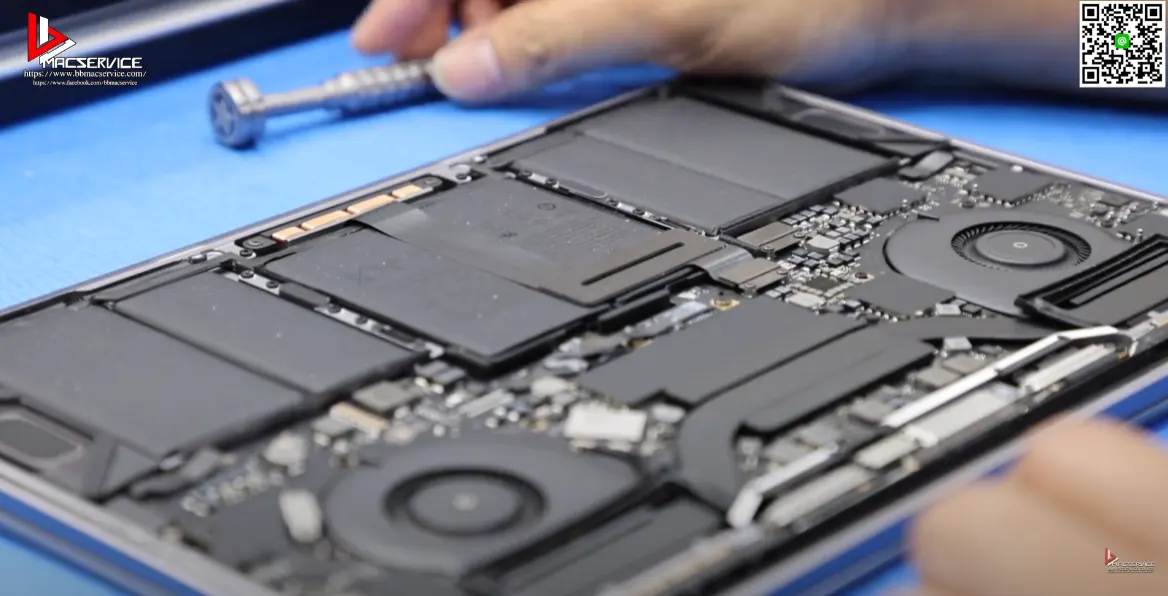 Macbook Pro 13 นิ้ว A1989 เปิดไม่ติดปัญหาระบบไฟ