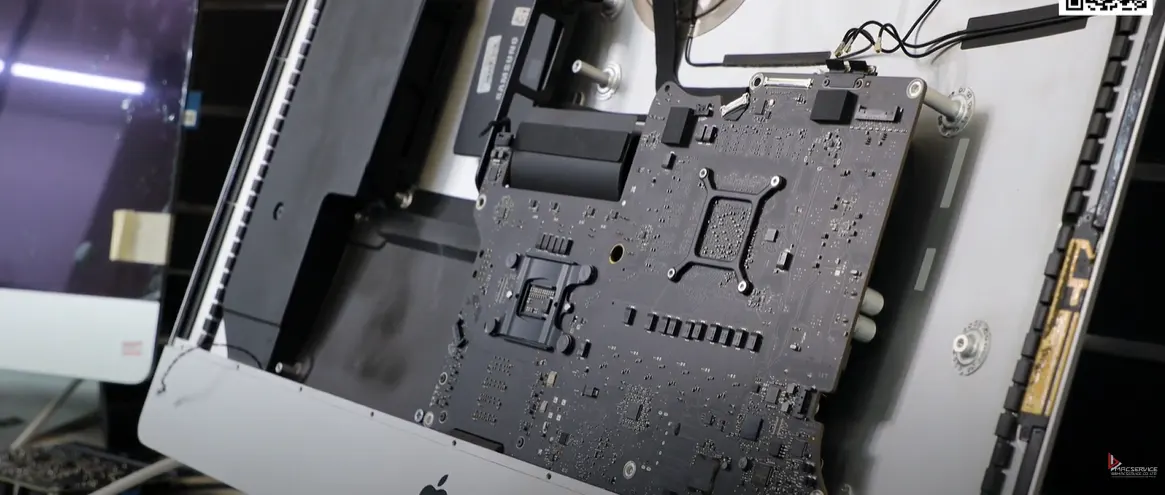 อัพเกรด iMac 27 นิ้ว 2014 เครื่องหน่วง