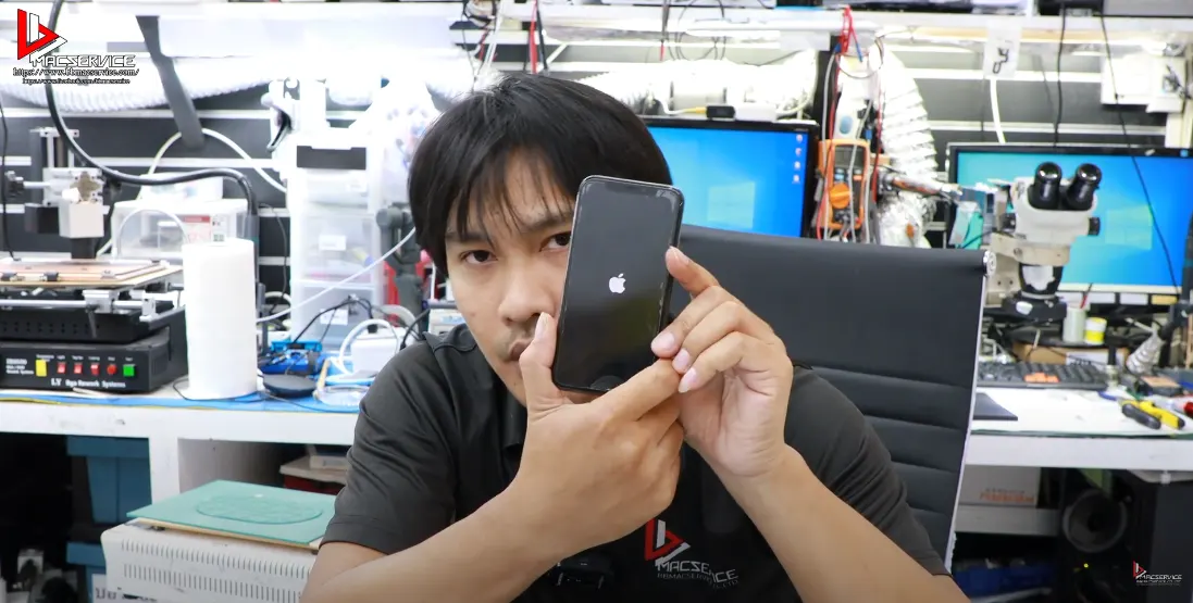 iPhone X เปิดไม่ติด ค้างโลโก้ 