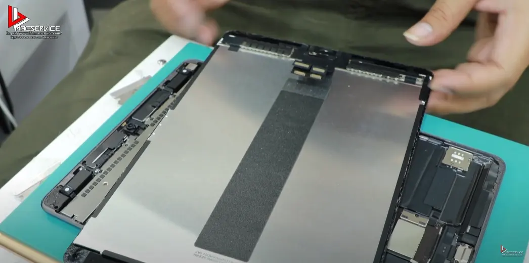 iPad Air A2123 จอแตก จอร้าว จังหวัดกาญจนบุรี