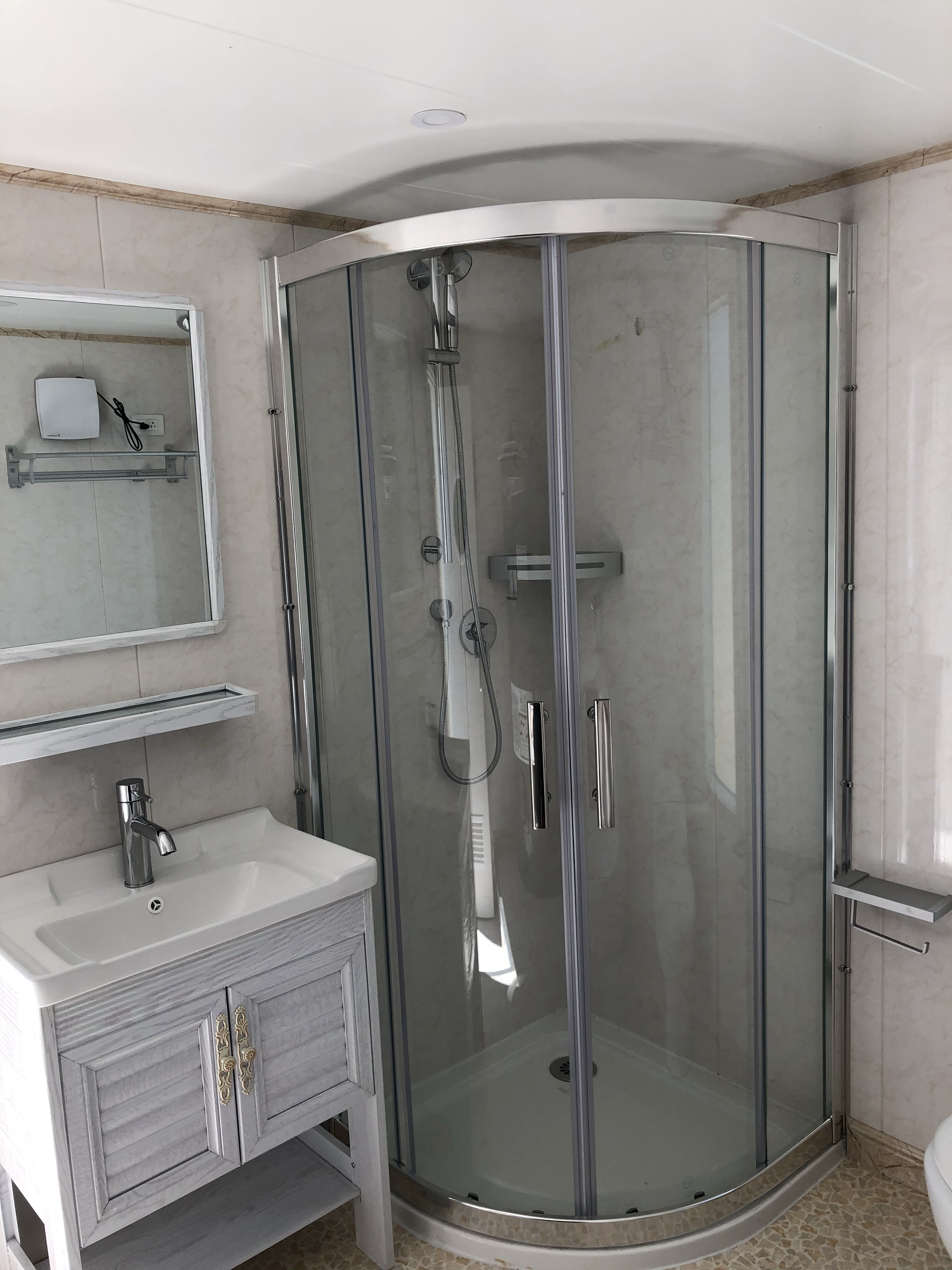 North Lake Resort - Photo 2