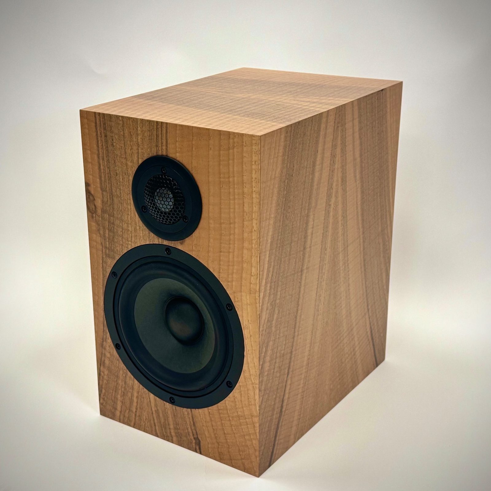 Finished CSS Veritas One bookshelf speaker
