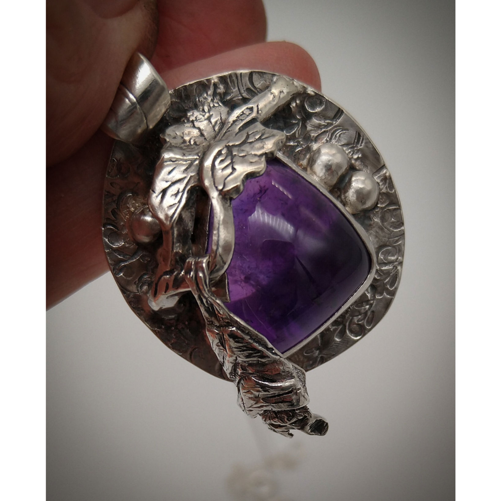 Sterling Silver Bat pendant with Amethyst