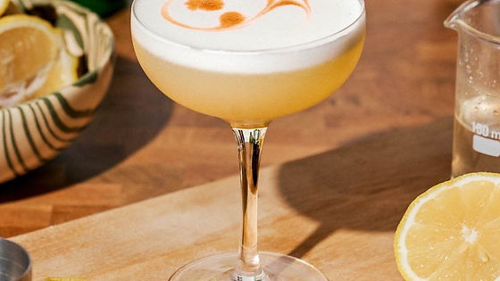 GIN SOUR