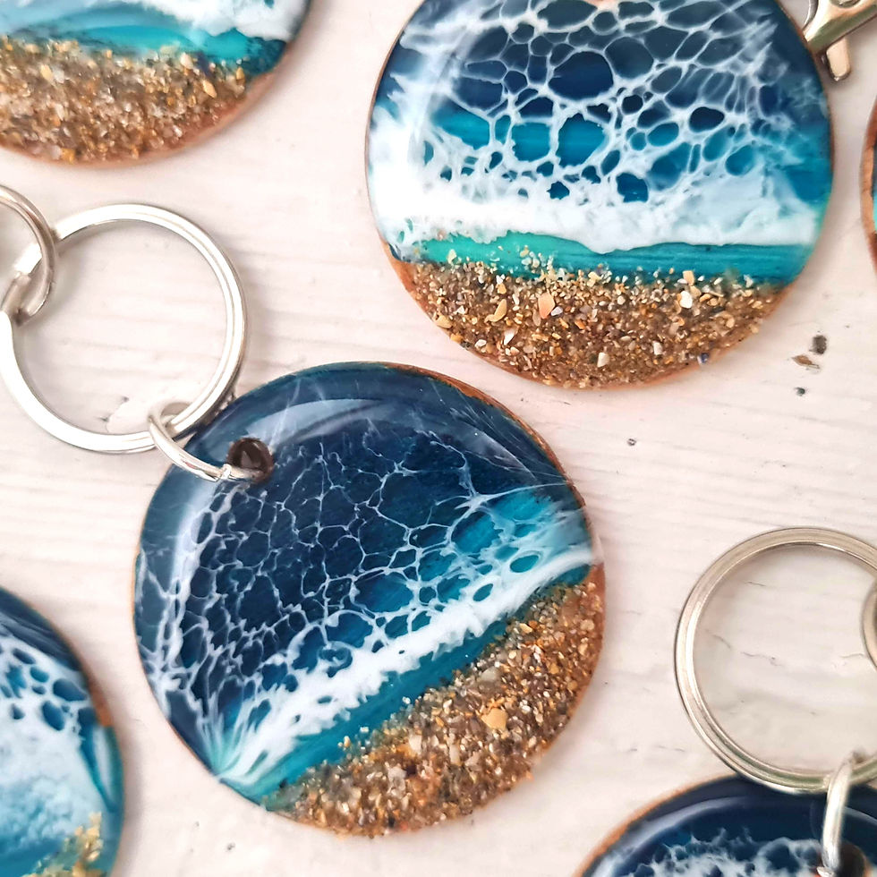 Thumbnail: Every keyring is equipped with a lobster claw clasp.