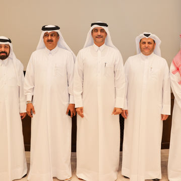 خليل الجابر رئيسا للاتحاد القطري للسباحة لدورة جديدة بالتزكية