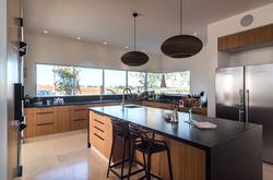 הבית על הגבעה