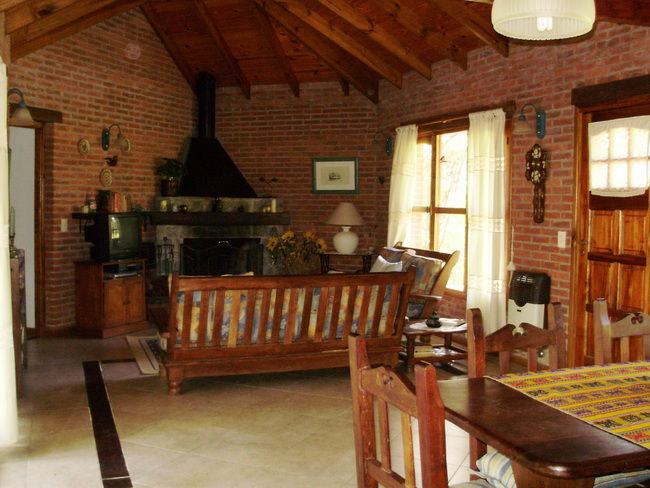 Miniatura: Chalet estilo clásico