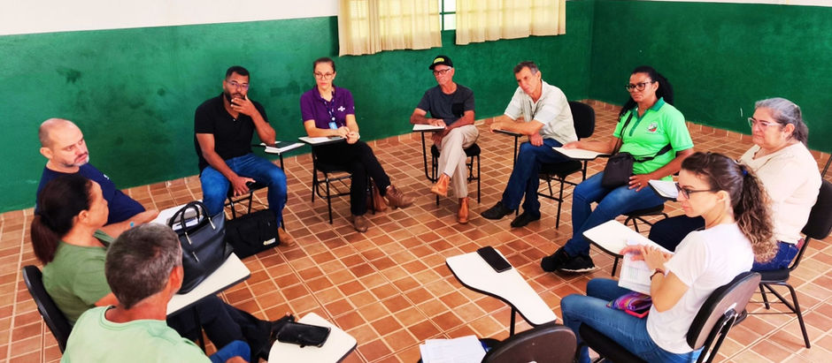 Reunião define estratégias para aquisição de alimentos da agricultura familiar na merenda