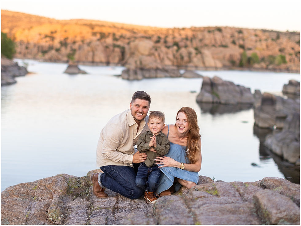Family portrait at Lake Watson in Prescott Arizona by Jennifer Bowen Photography