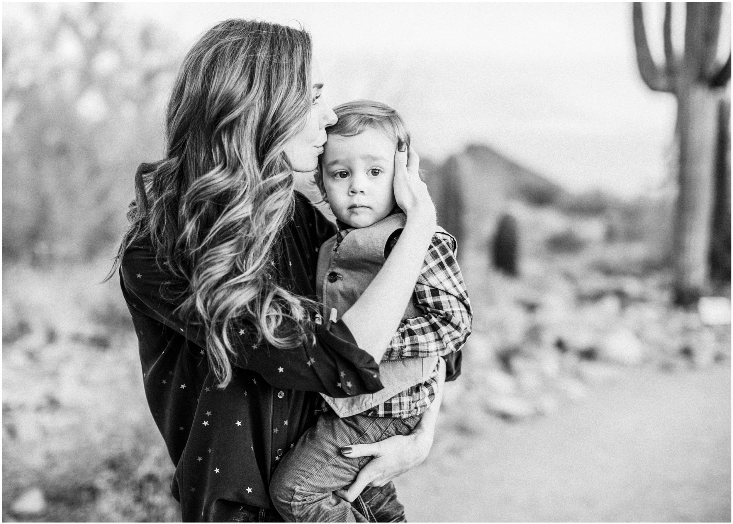 Black \u0026 White Family Photos by Jennifer Bowen Photography | Scottsdale AZ, image size:2500x1788