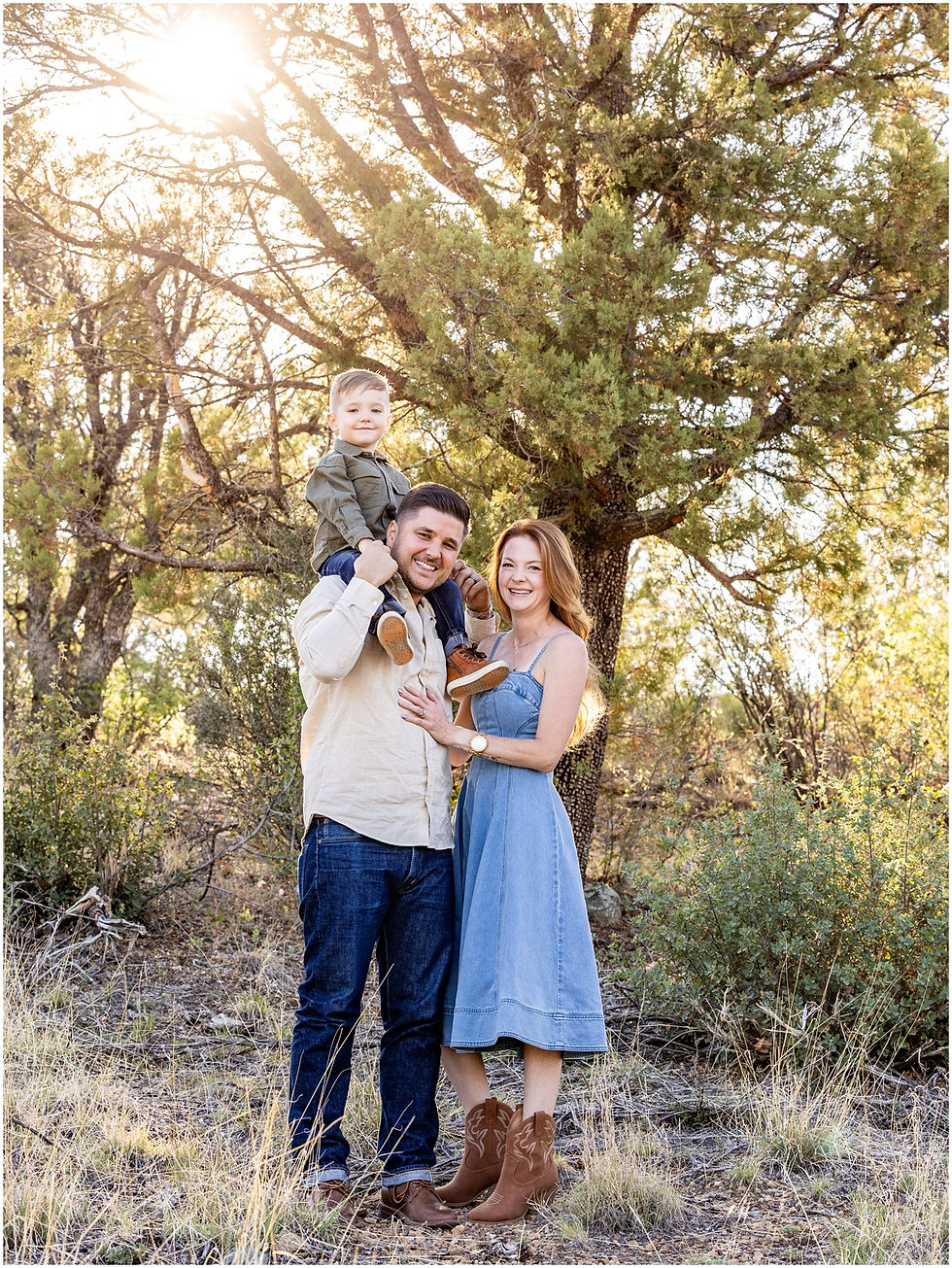 Family portrait in Prescott Arizona by Jennifer Bowen Photography
