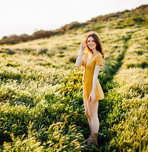 114_Jordan-Laguna_Senior_MomAdds.jpg