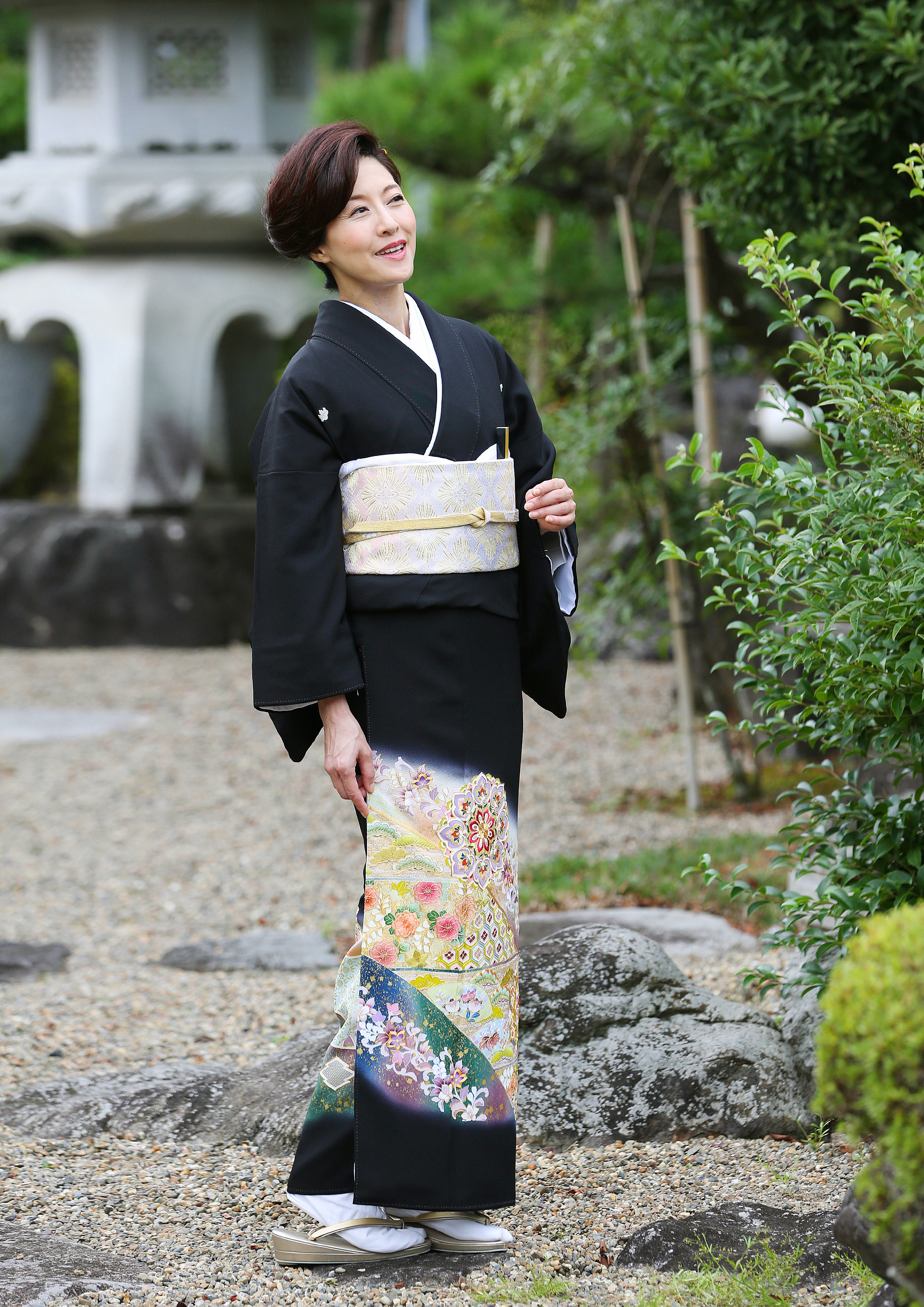 kt-0006 手描友禅 華文