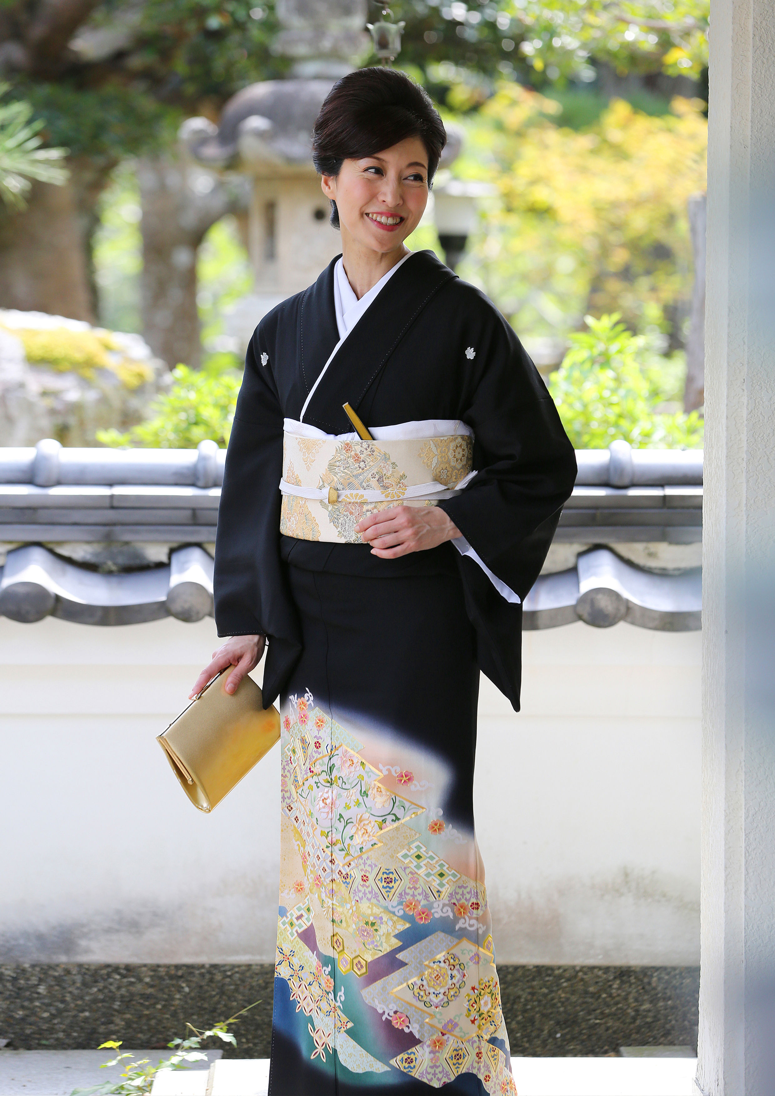 kt-0004 手描友禅 松皮菱文