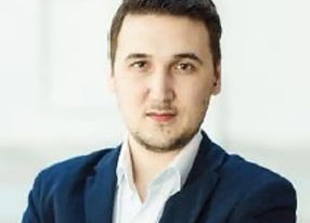 Sergei Nikolaev (Tenor)_edited.jpg