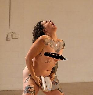 schauspiel-performance-marilyn-nova-white-berlin