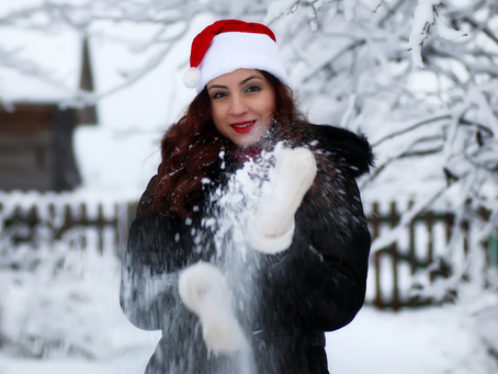 6 Easy Hairstyles for the Holiday Season