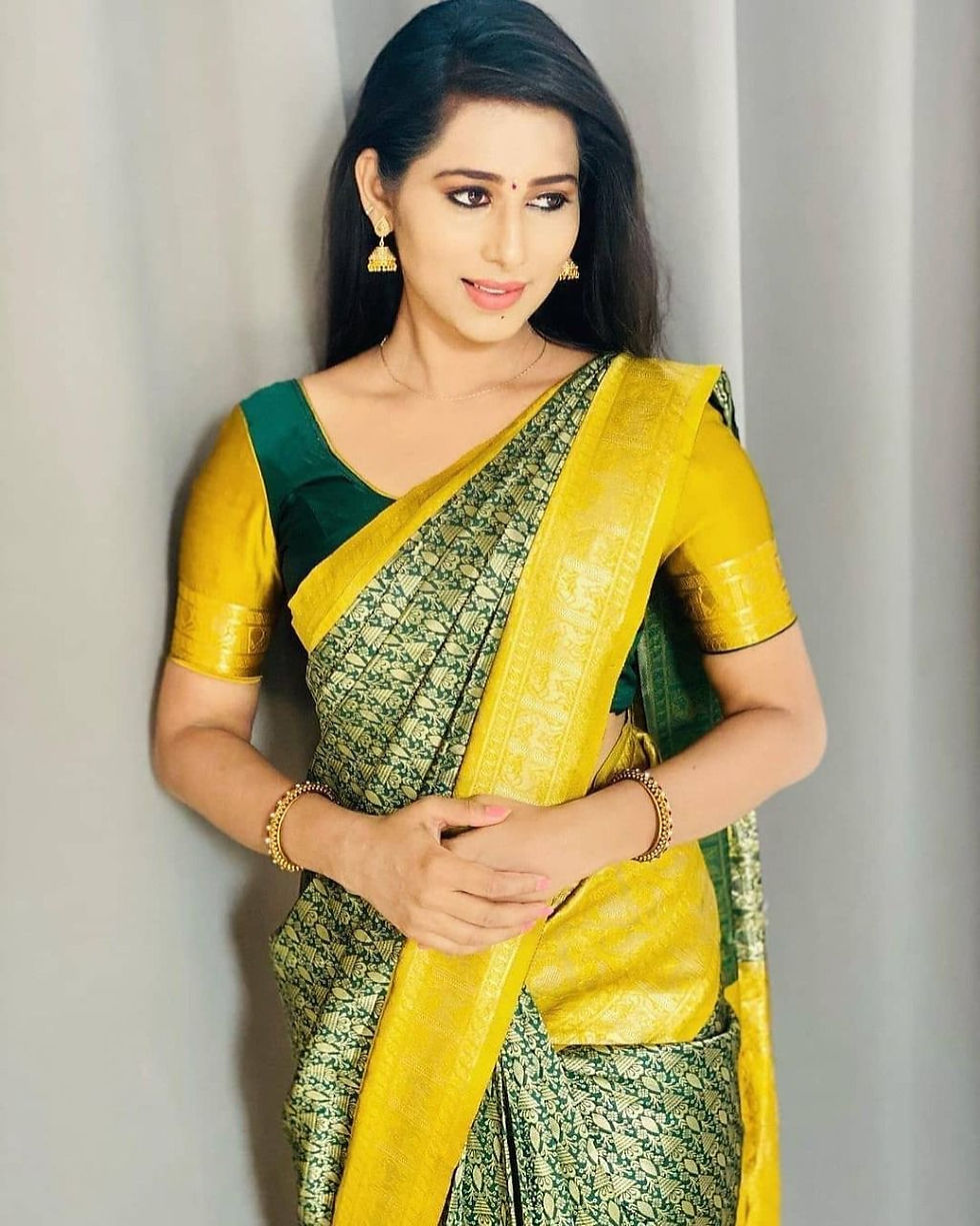 Yellow Beautiful Kanchipuram Silk