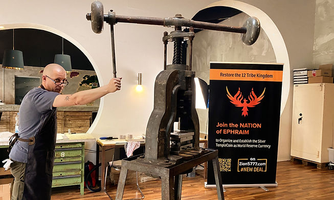 Münzproduktion TempleCoin Harsewinkel elite Fitness Studio 1_edited.jpg