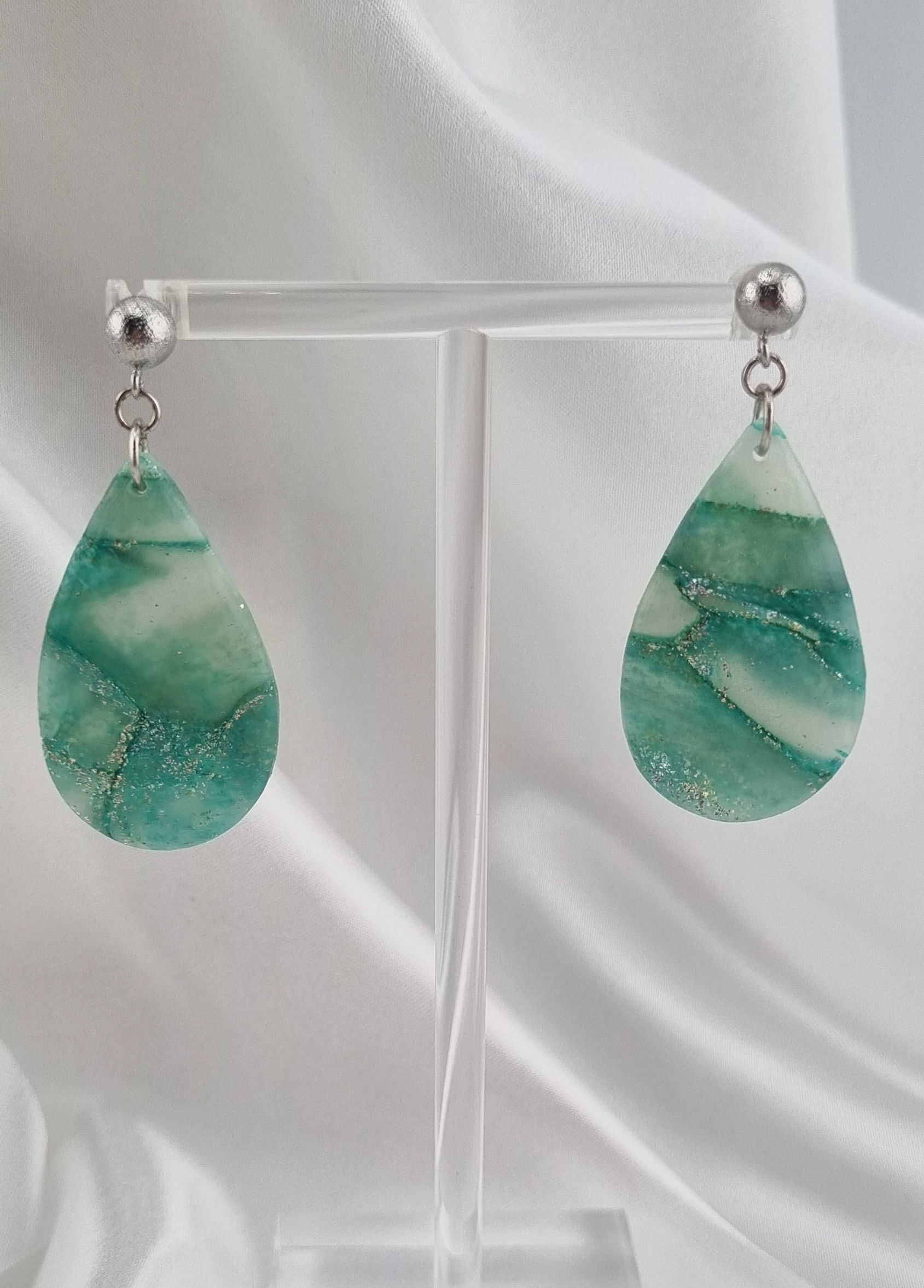 Aqua marble drop ball stud